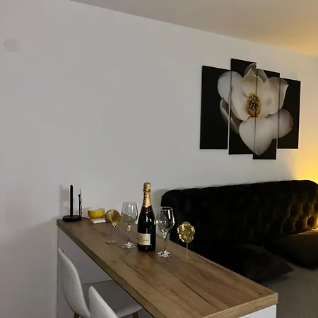 Sneznik Апартаменты *